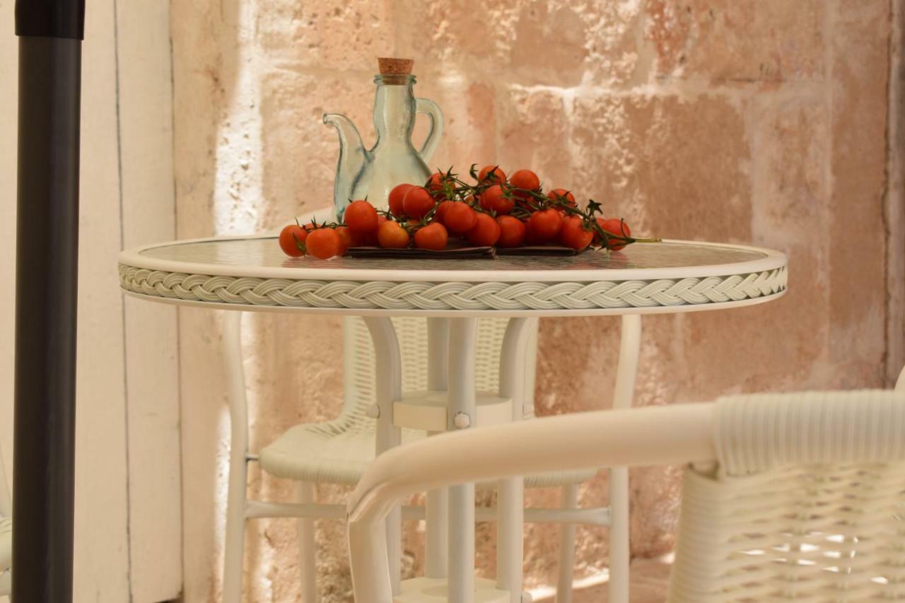 Sardedd White Luxury Villa Cisternino Eksteriør billede